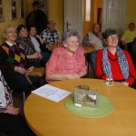 Promítání fotografií z akcí Kontaktu