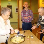 Turnaj v bingu, trénink na Vánoce a setkání s reminiscencí