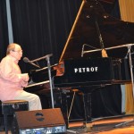 Měsíc seniorů v Liberci zahájen recitálem Jaroslava Uhlíře