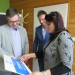 Předání symbolického šeku na podporu projektu Prázdniny ve městě 2018