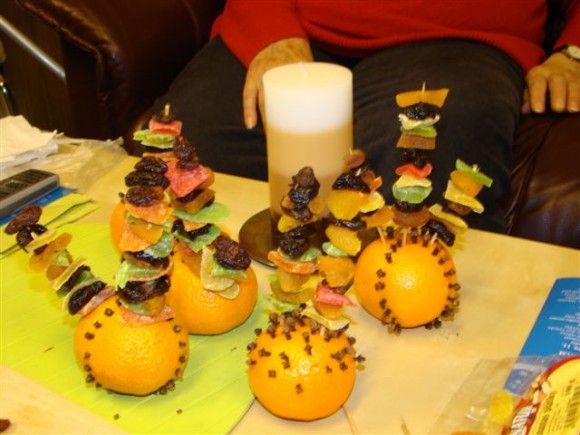 Výroba adventní dekorace (25. listopadu 2009)