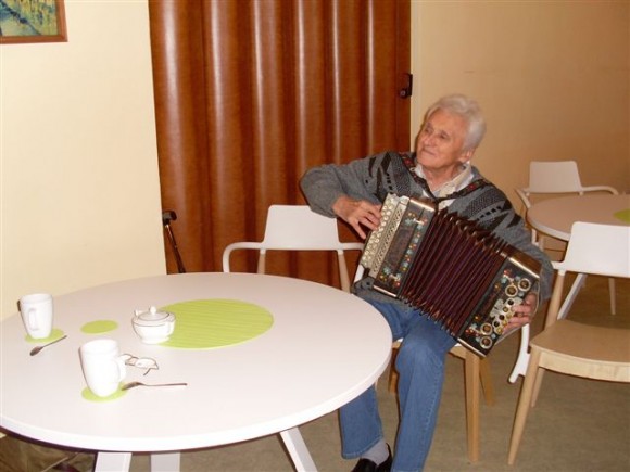 2. prosince 2009 (posezení s harmonikou)